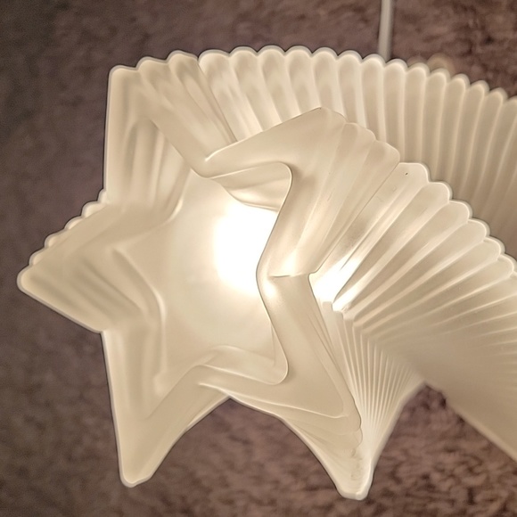 Scentsy  Glass "Star" Warmer - Picture 2 of 5